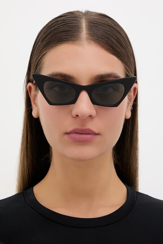 Alexander McQueen okulary przeciwsłoneczne kocie oczy damskie AM0557S czarny