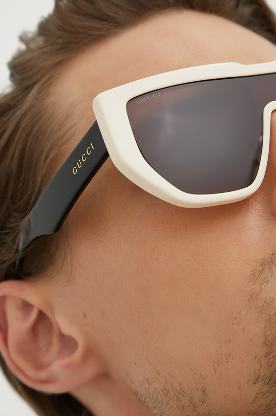 Gucci napszemüveg fehér GG0997S