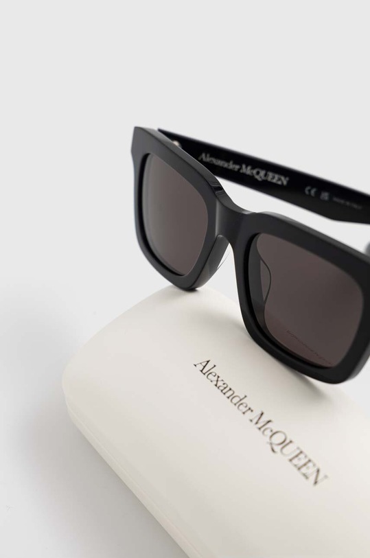 Alexander McQueen ochelari de soare negru AM0392S