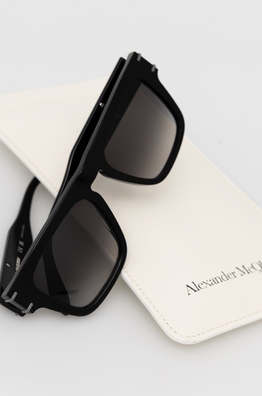 Alexander McQueen okulary przeciwsłoneczne AM0397S czarny