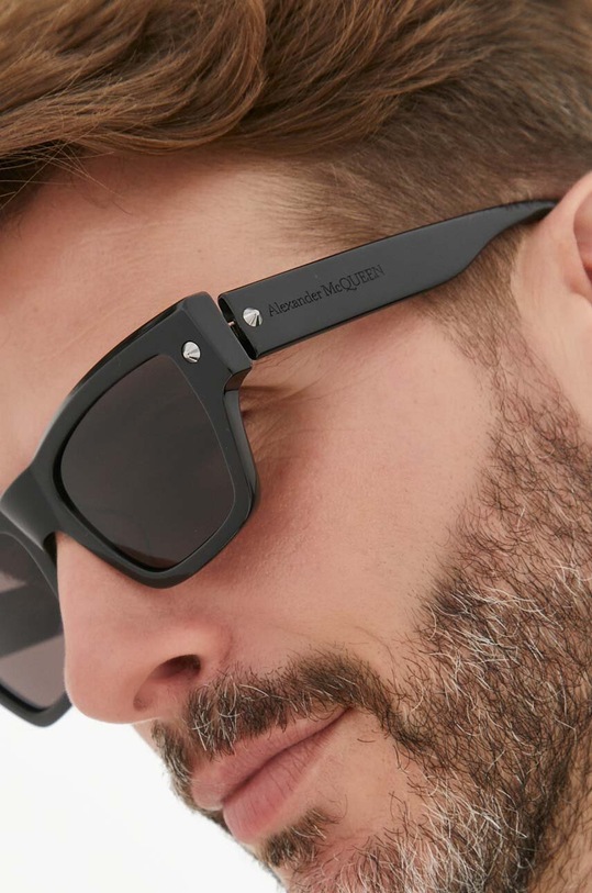 Slnečné okuliare Alexander McQueen vzorovaný čierna AM0409S