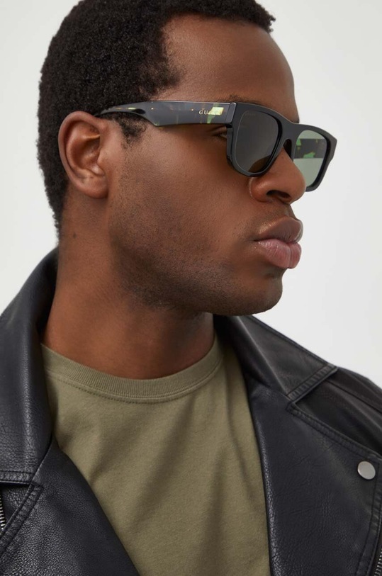 Γυαλιά ηλίου Gucci GG1427S πράσινο