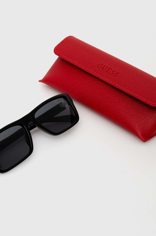 Slnečné okuliare Guess čierna GU00085.5501D