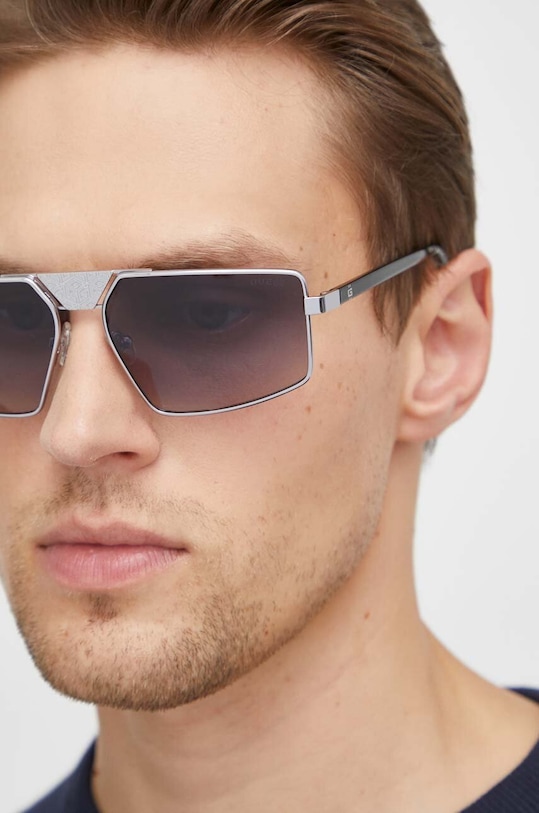 Γυαλιά ηλίου Guess ομοιόμορφος μαύρο GU00087.6008B