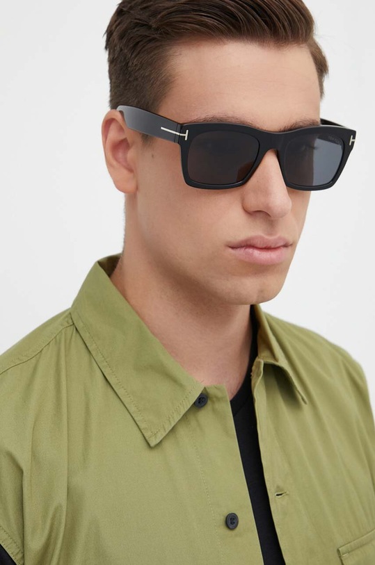 Tom Ford occhiali da sole rectangle nero FT1062.5601A