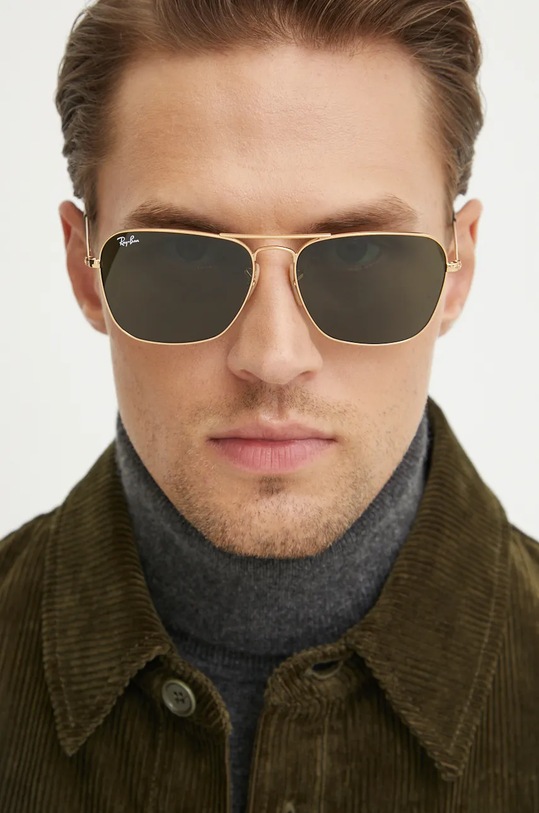 Ray-Ban occhiali da sole CARAVAN a tinta unita oro 0RB3136