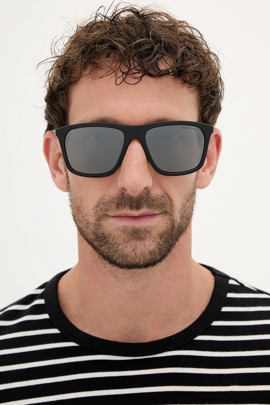 Slnečné okuliare Emporio Armani 0EA4237