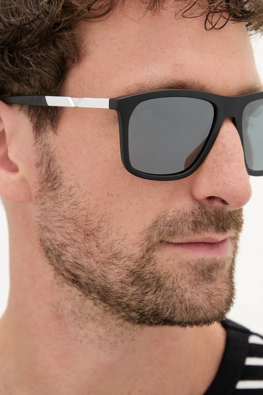 Slnečné okuliare Emporio Armani 0EA4237