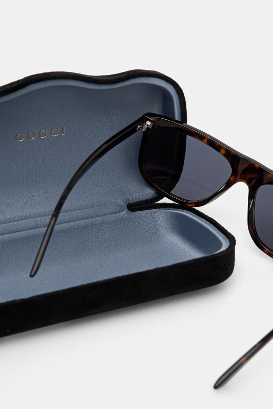 Солнцезащитные очки Gucci GG1726S коричневый