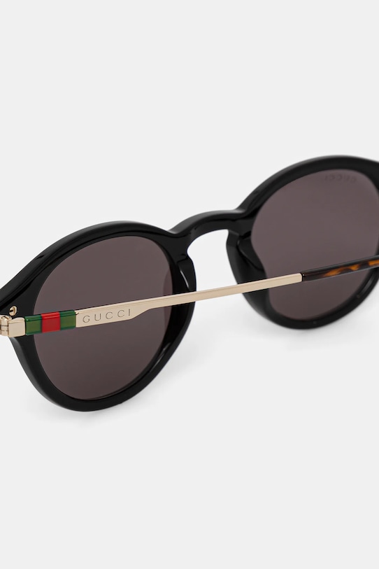 Солнцезащитные очки Gucci чёрный GG1890S