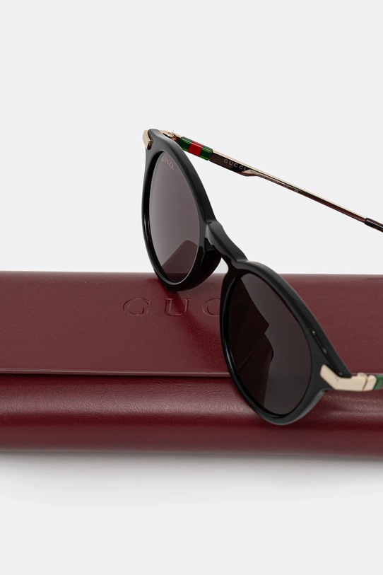 Солнцезащитные очки Gucci GG1890S чёрный