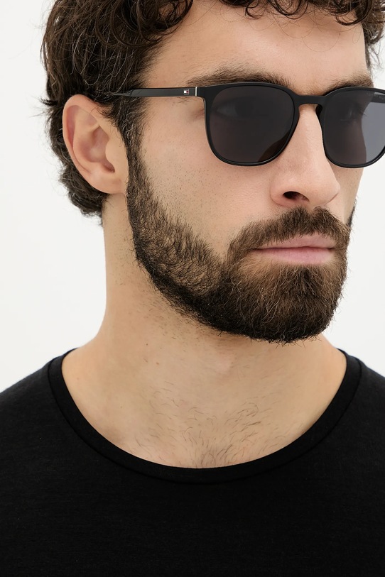 Akcesoria Tommy Hilfiger okulary przeciwsłoneczne TH.2266/S czarny