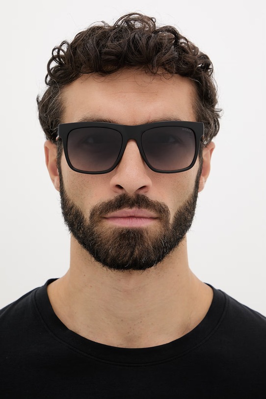 Guess okulary przeciwsłoneczne GU00222.5701B