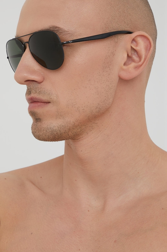Γυαλιά ηλίου Ray-Ban 0RB3675 μαύρο AA00