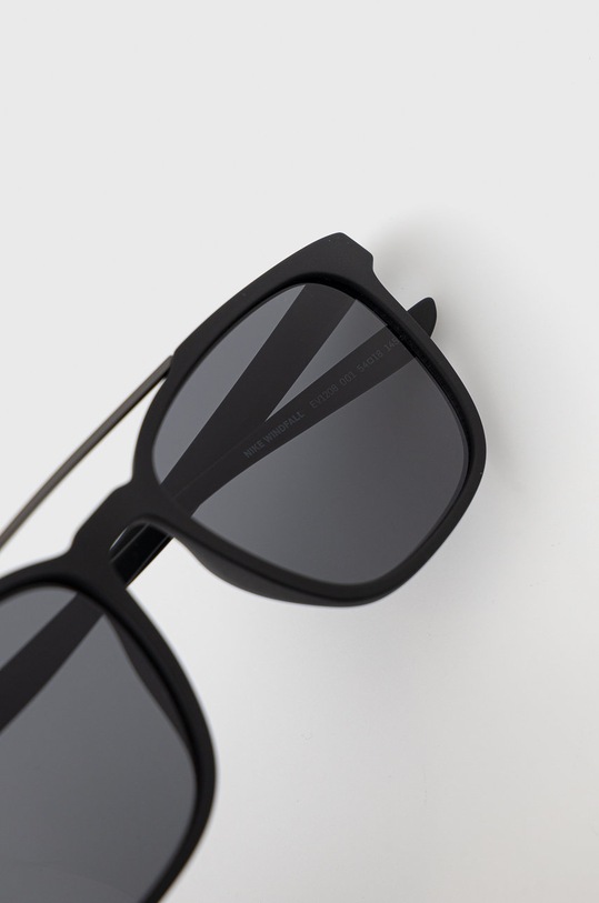 Akcesoria Nike okulary przeciwsłoneczne NI.EV1208.001 czarny