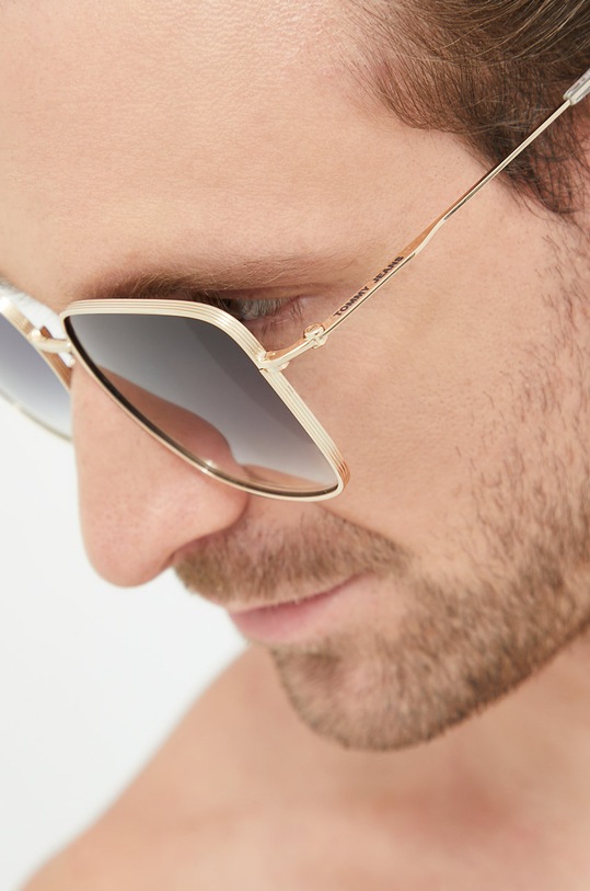 Akcesoria Tommy Jeans okulary przeciwsłoneczne TJ.0071/F/S złoty
