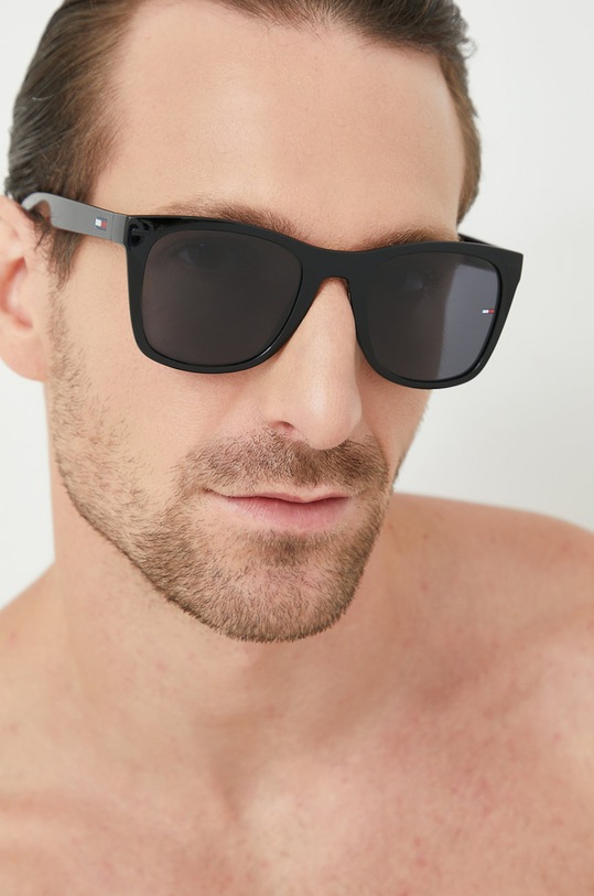 Tommy Jeans okulary przeciwsłoneczne jednolita zielony TJ.0040/S