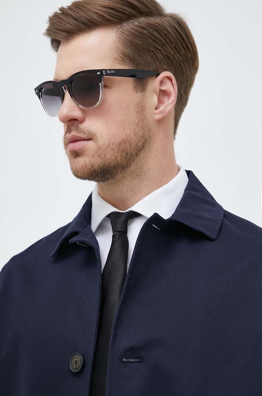 Ray-Ban napszemüveg 0RB447 IRIS 0RB4471 fekete AA00