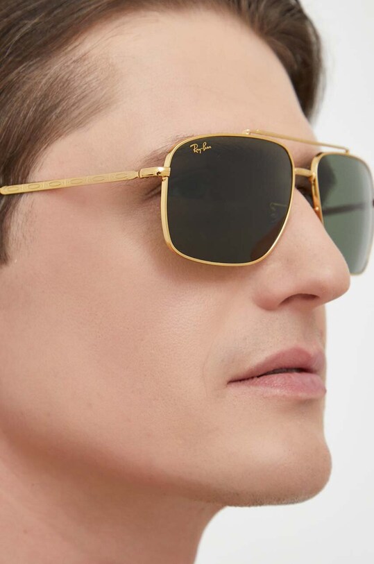 Сонцезахисні окуляри Ray-Ban 0RB3796