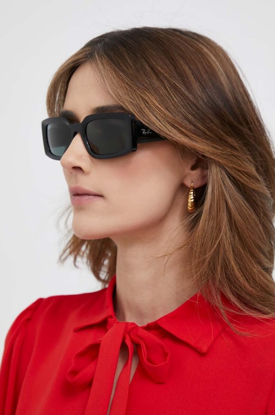 Аксесуари Сонцезахисні окуляри Ray-Ban 0RB4395.667771 чорний