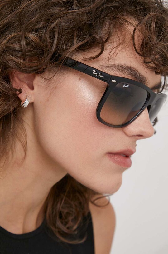 Ray-Ban okulary przeciwsłoneczne BOYFRIEND TWO 0RB4547