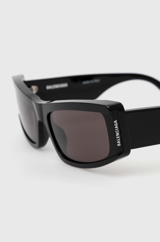 Солнцезащитные очки Balenciaga BB0301S чёрный