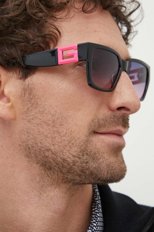 Guess okulary przeciwsłoneczne beżowy GU7916.5574T