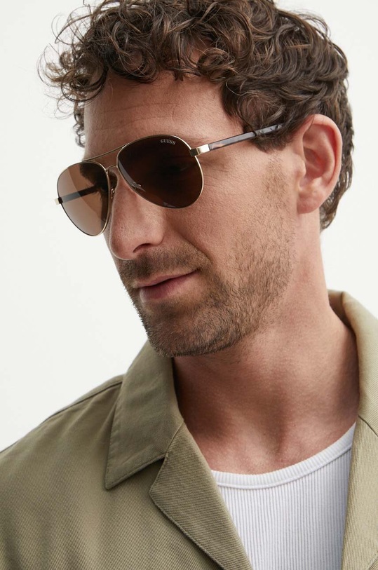 Sluneční brýle Guess hnědá GU8279.5832E