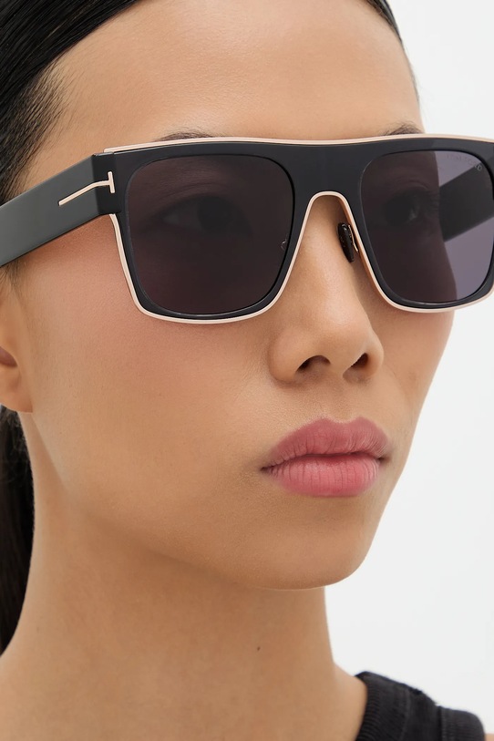 Tom Ford okulary przeciwsłoneczne FT1073.5401A