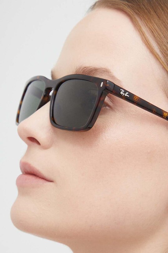 Солнцезащитные очки Ray-Ban 0RB4435