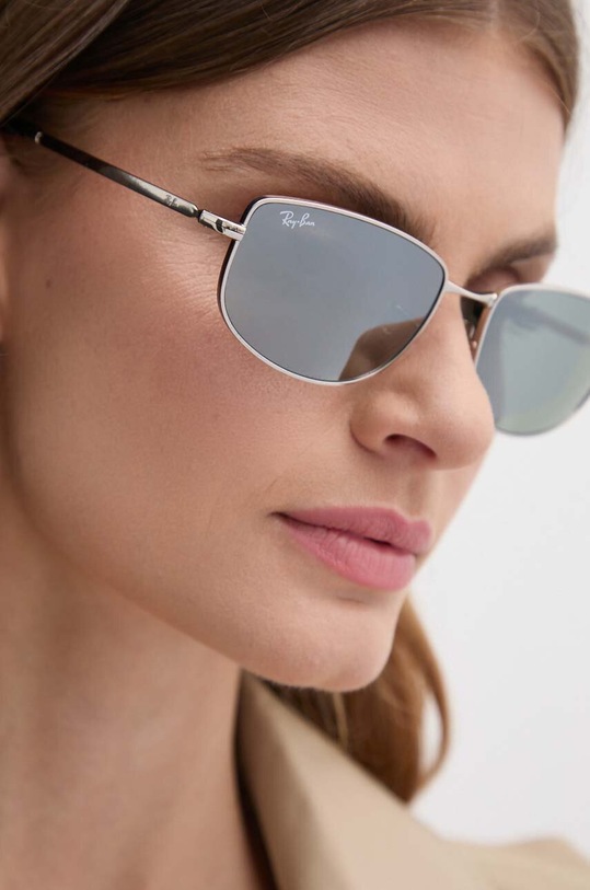Ray-Ban okulary przeciwsłoneczne 0RB3732