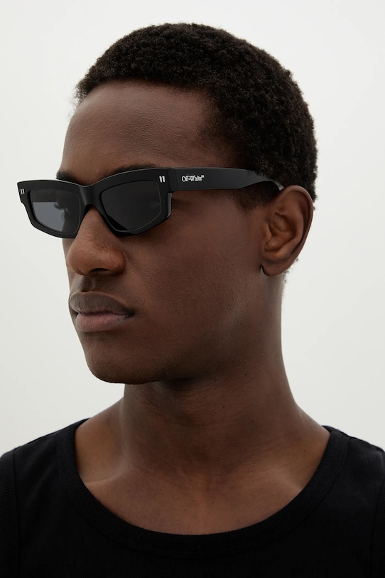 Слънчеви очила Off-White OERI135.541007 черен AA00
