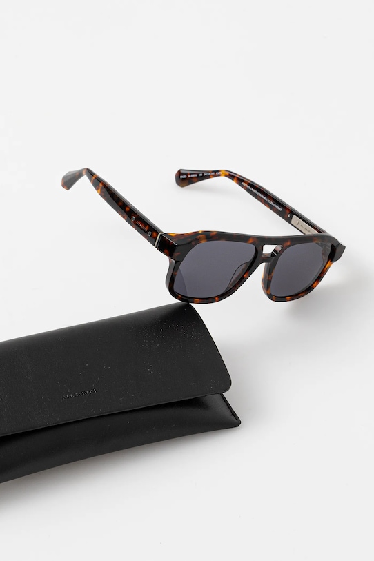 Сонцезахисні окуляри AllSaints Enzo коричневий ALS5016