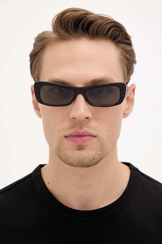 Jacquemus occhiali da sole CAPRI JAC55C1SUN nero