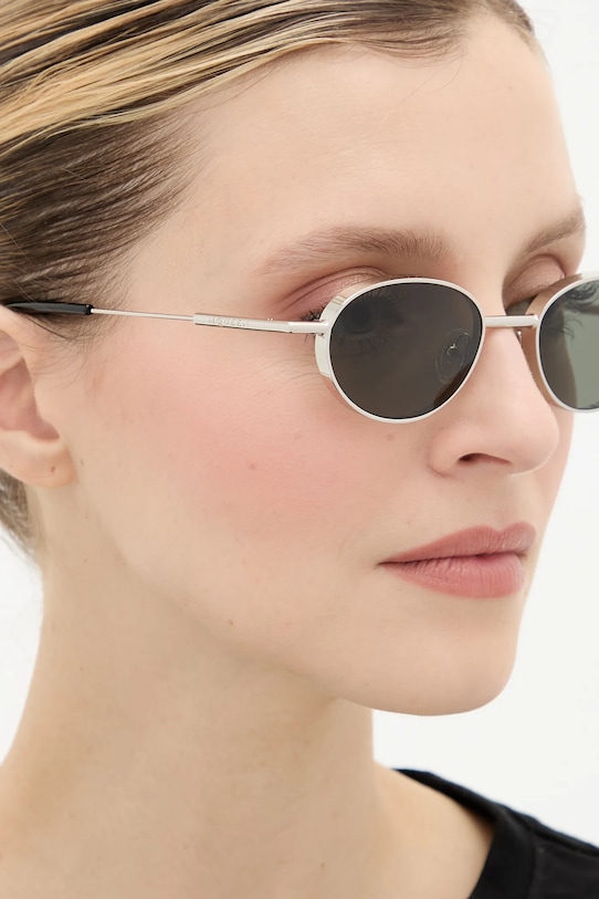 Солнцезащитные очки Alexander McQueen AM0523S