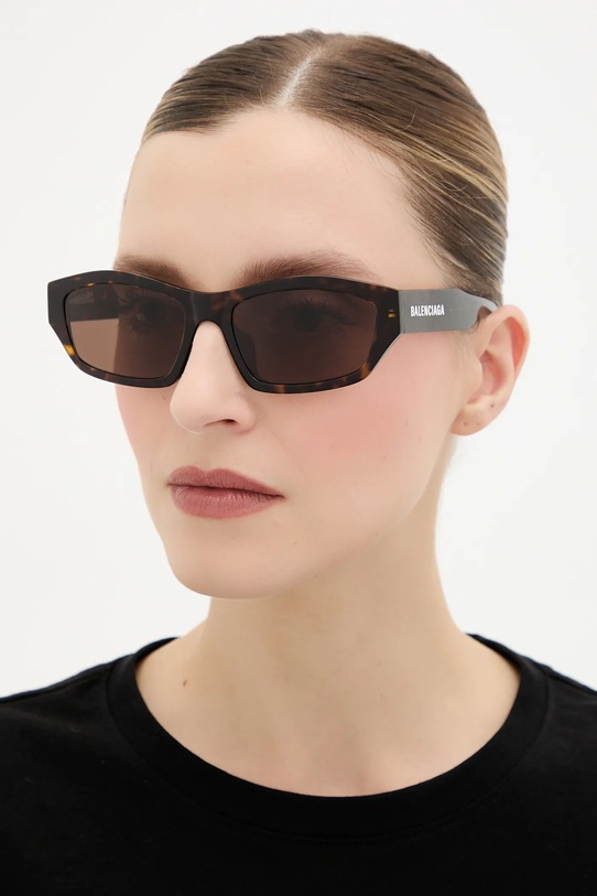 Аксессуары Солнцезащитные очки Balenciaga BB0448SK коричневый