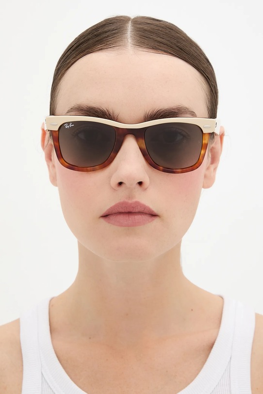 Ray-Ban ochelari de soare 0RB2240