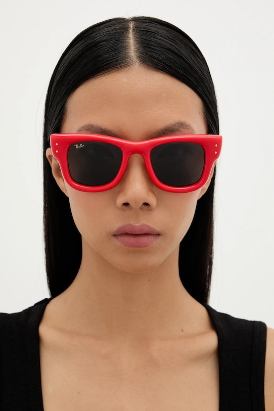 Ray-Ban occhiali da sole 0RB4940 rosso AA00