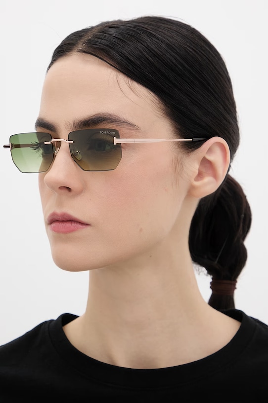 Sončna očala Tom Ford FT1355.5328P zlata AA00