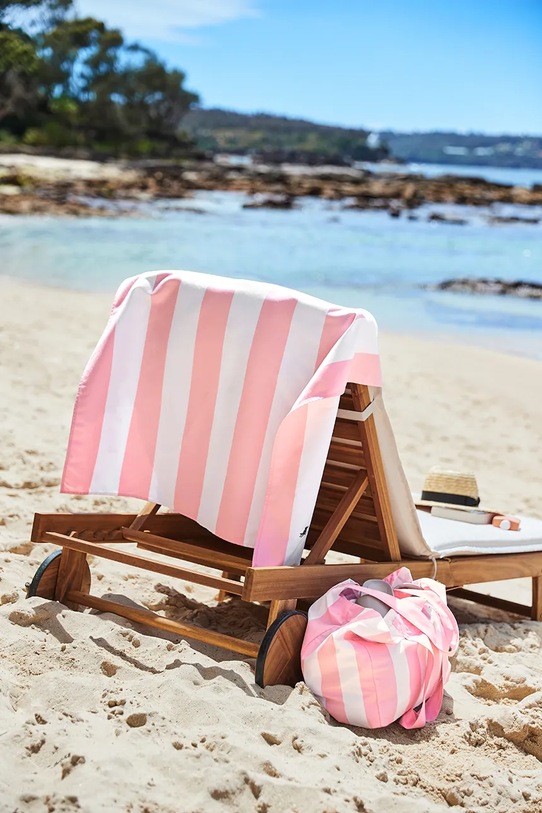 Аксесуари Швидковисихаючий пляжний рушник Dock & Bay Malibu Pink 200 x 90 cm TOWLB.CAB.XL.LTPNK.R рожевий