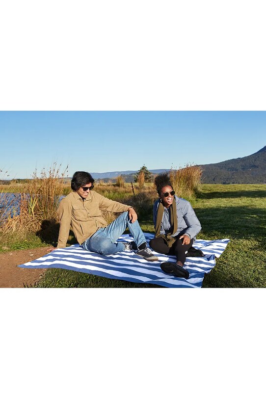 Dock & Bay pătură de picnic Whitsunday Blue 240 x 170 cm PICNIC.CAB.XL.NAVY