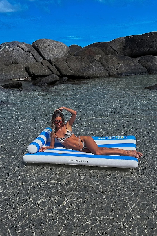 Madrac na napuhavanje za plivanje SunnyLife Luxe Lilo Blue Stripes plava S3EXLLBU