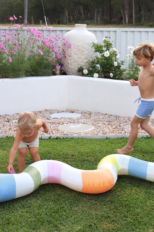 SunnyLife felfújható öntöző Into the Wild Multi S41ISSNK