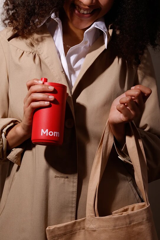 Termo hrnček Design Letters Travel Mug 350 ml 30101019CORALMOM červená AA00