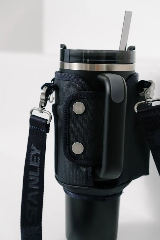 Чехол с ремешком для термочашки Stanley The All-Day Quencher Carry-All 1,18 l 10.13090.010 чёрный