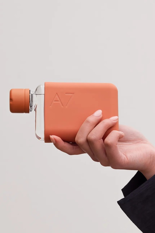 Življenjski slog Steklenica za vodo Memobottle Original A7 180 ml M400 oranžna