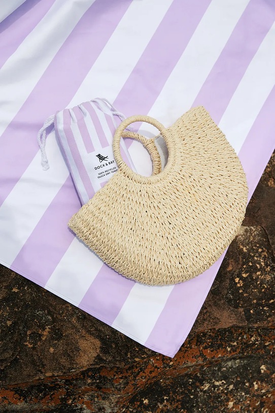 Rýchloschnúci plážový uterák Dock & Bay Lombok Lilac 160 x 90 cm TOWLB.CAB.LG.LTPPL.R