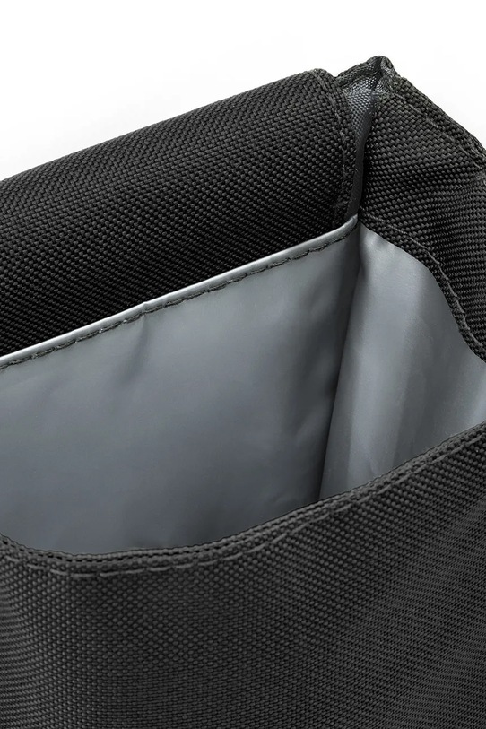 Black and Blum torba termiczna na butelkę 11,5 x 20 x 10,5 cm. LIB018 czarny AA00