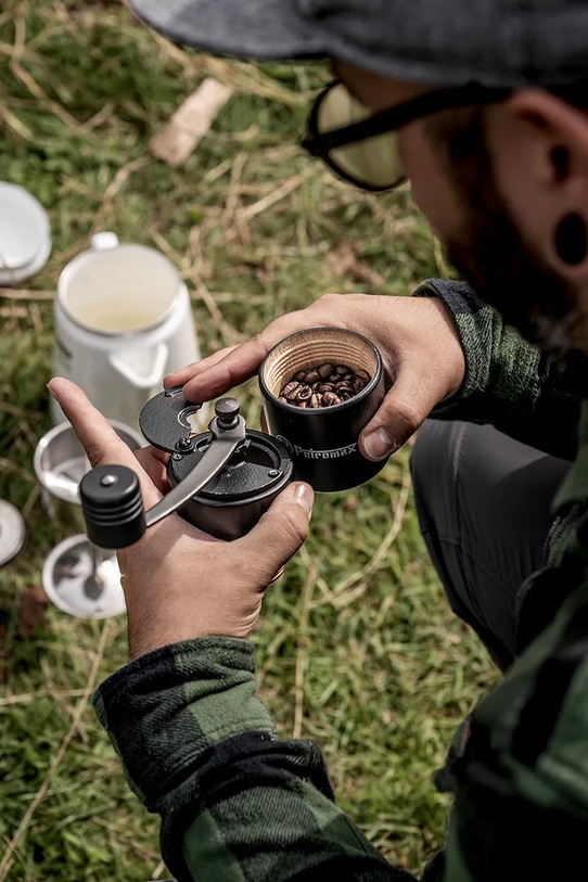 Petromax młynek ręczny turystyczny czarny HCG