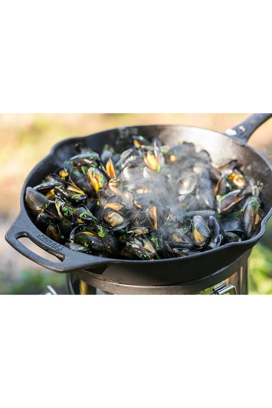 Petromax patelnia żeliwna 2,5 L czarny FP30.T